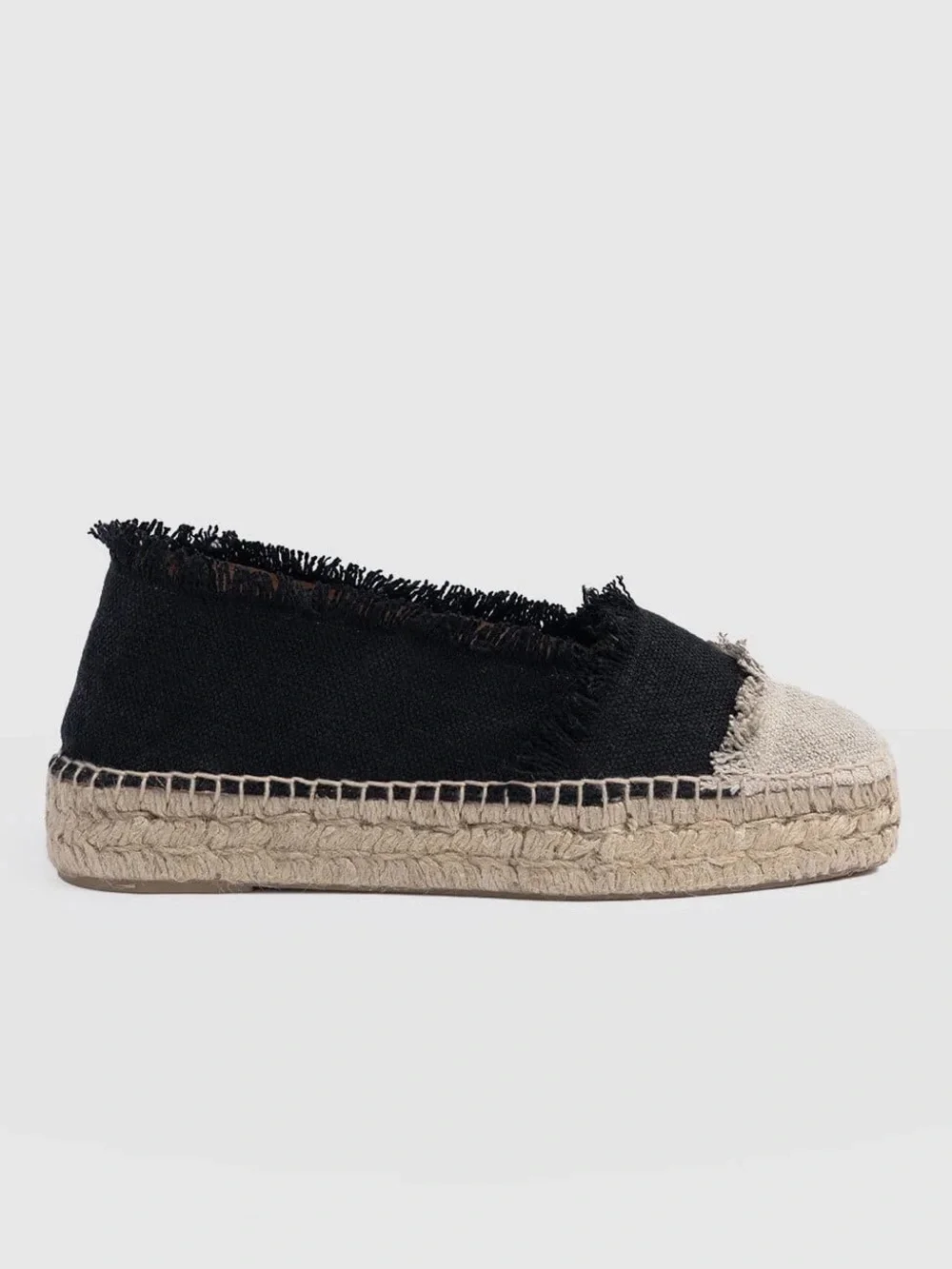 NIB SAINT + SOFIA Ivy Frayed Espadrilles